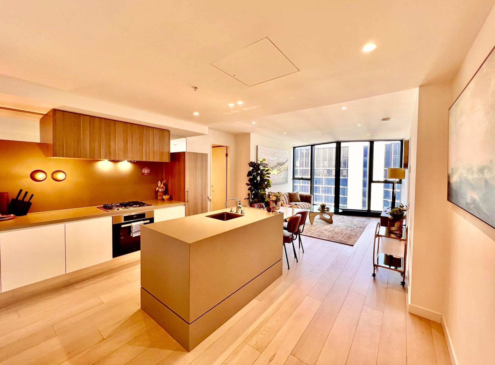 Apartment High Rise View 2bed2bath