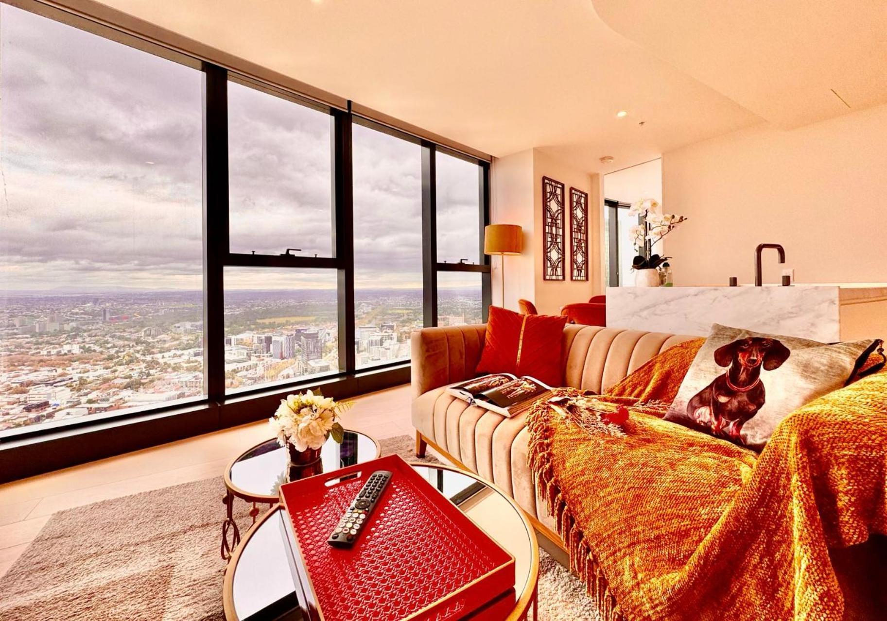High Rise View 2bed2bath *
