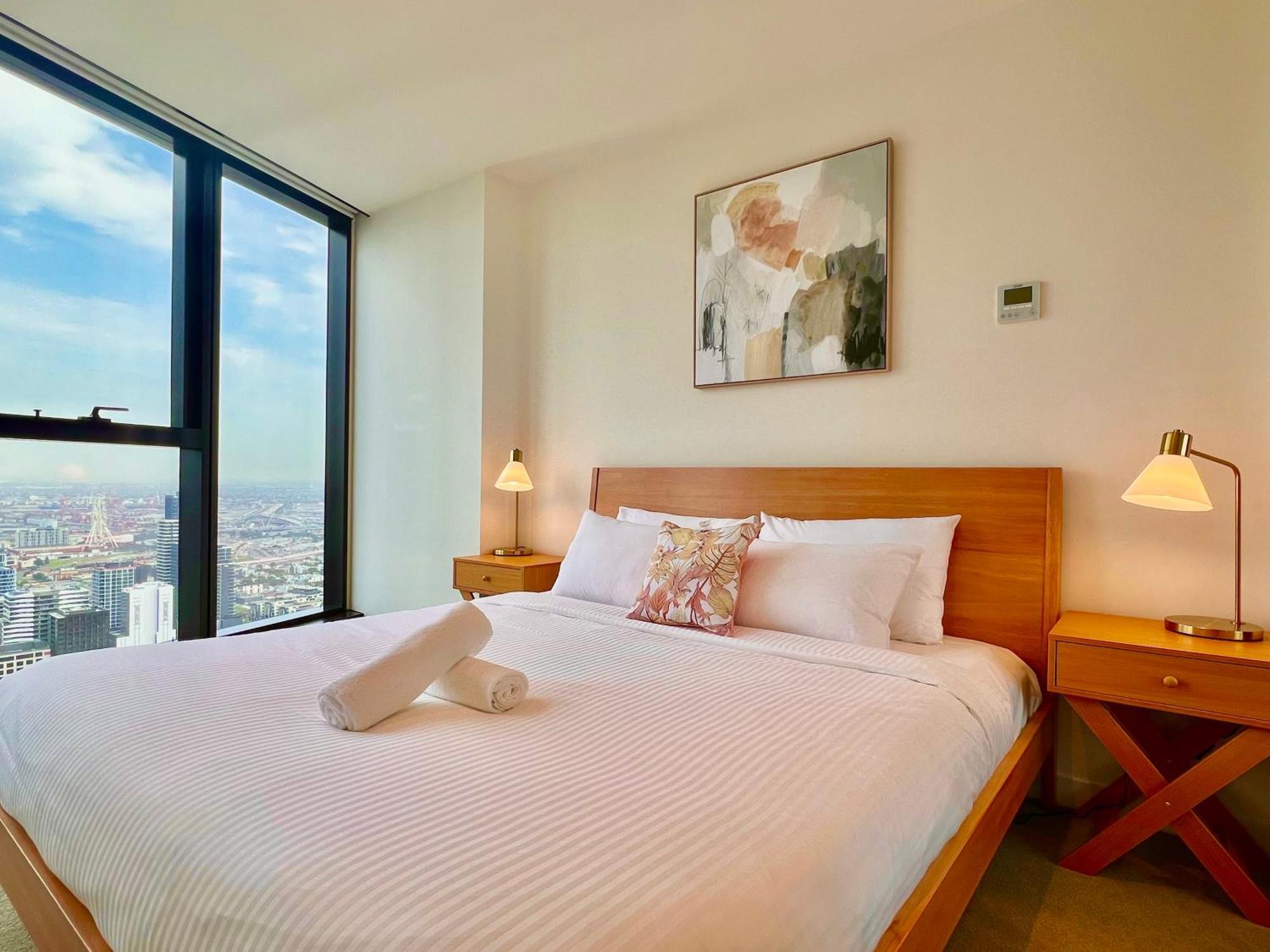 Apartment High Rise View 2bed2bath