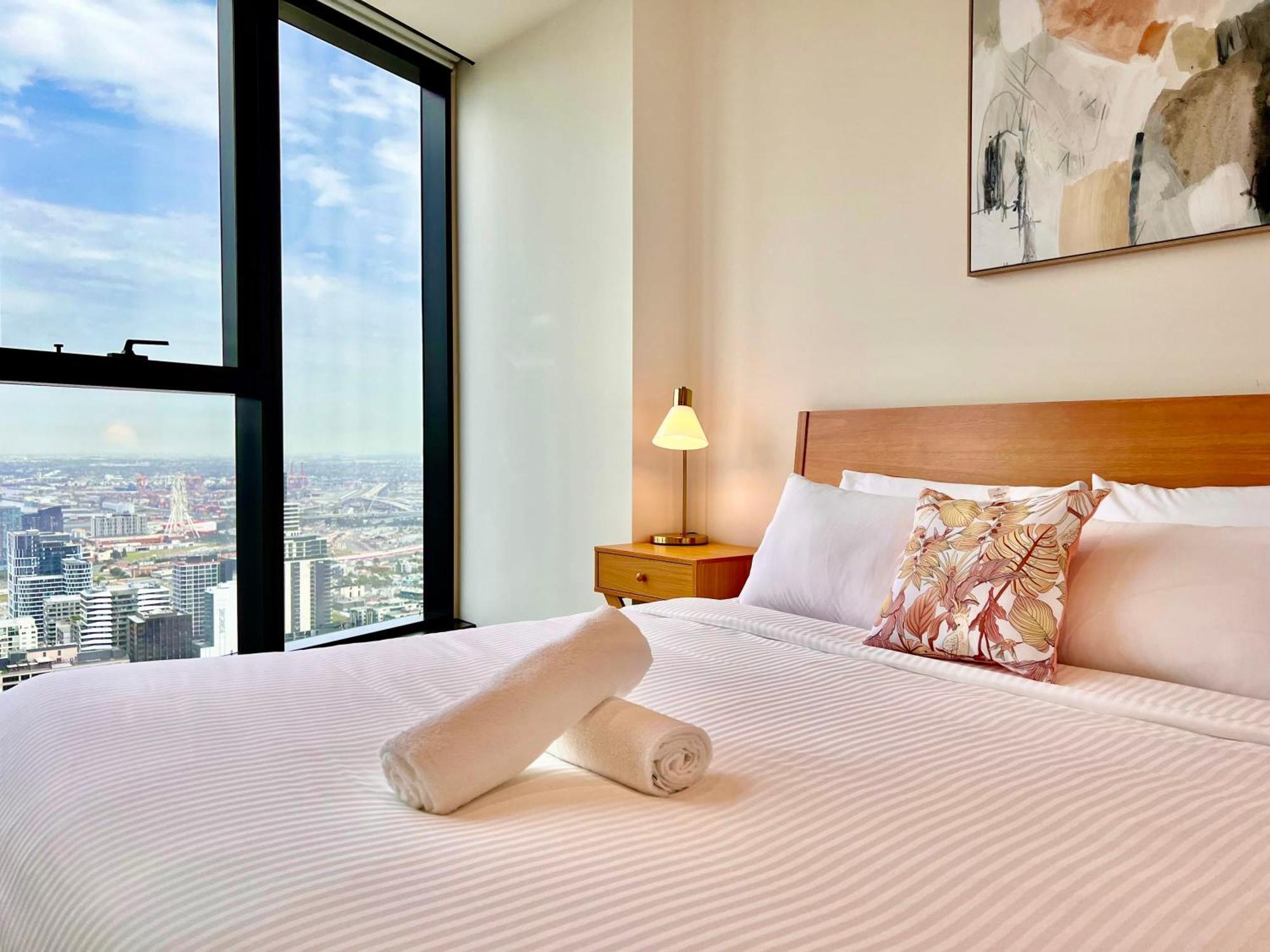 Apartment High Rise View 2bed2bath Melbourne