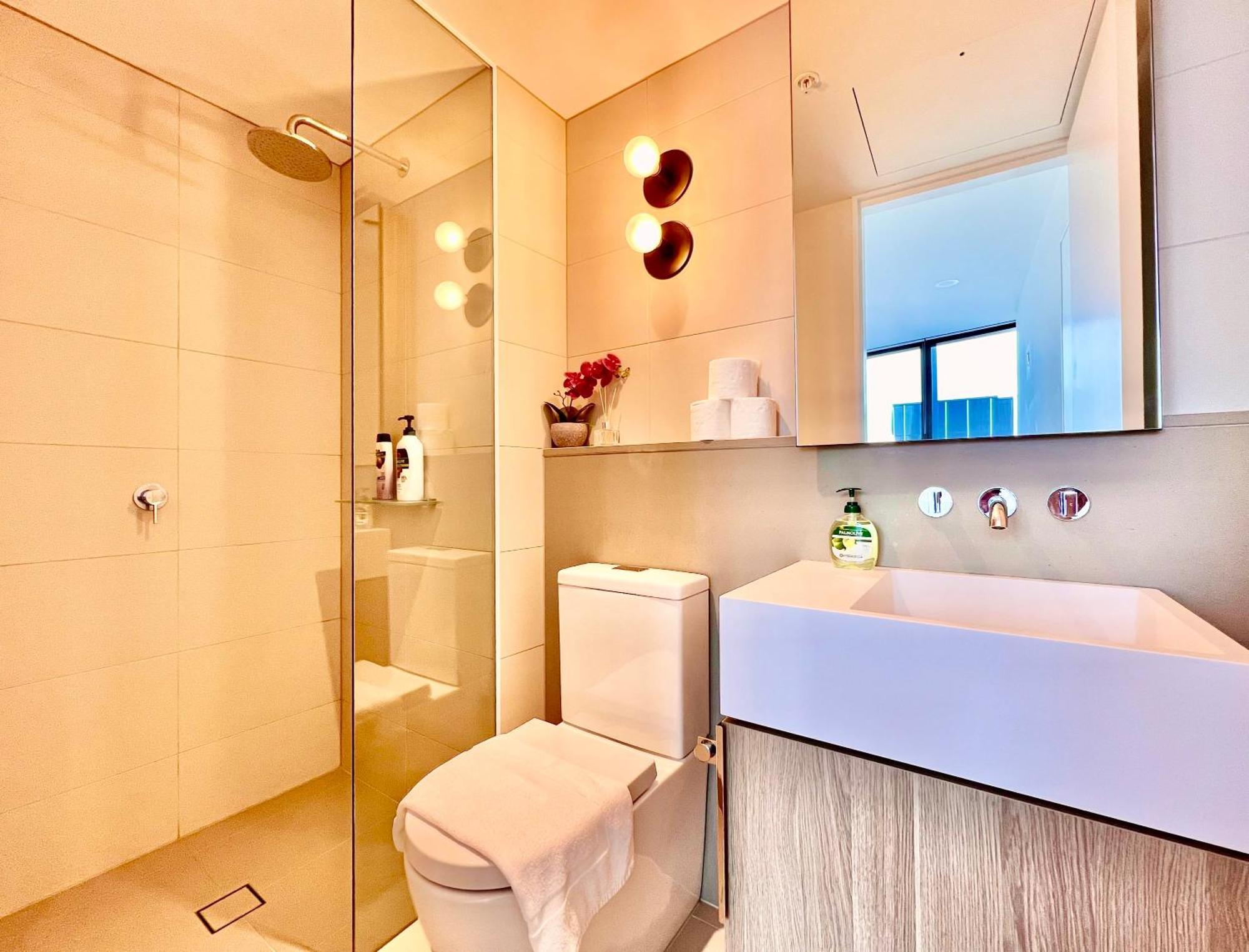 High Rise View 2bed2bath Melbourne