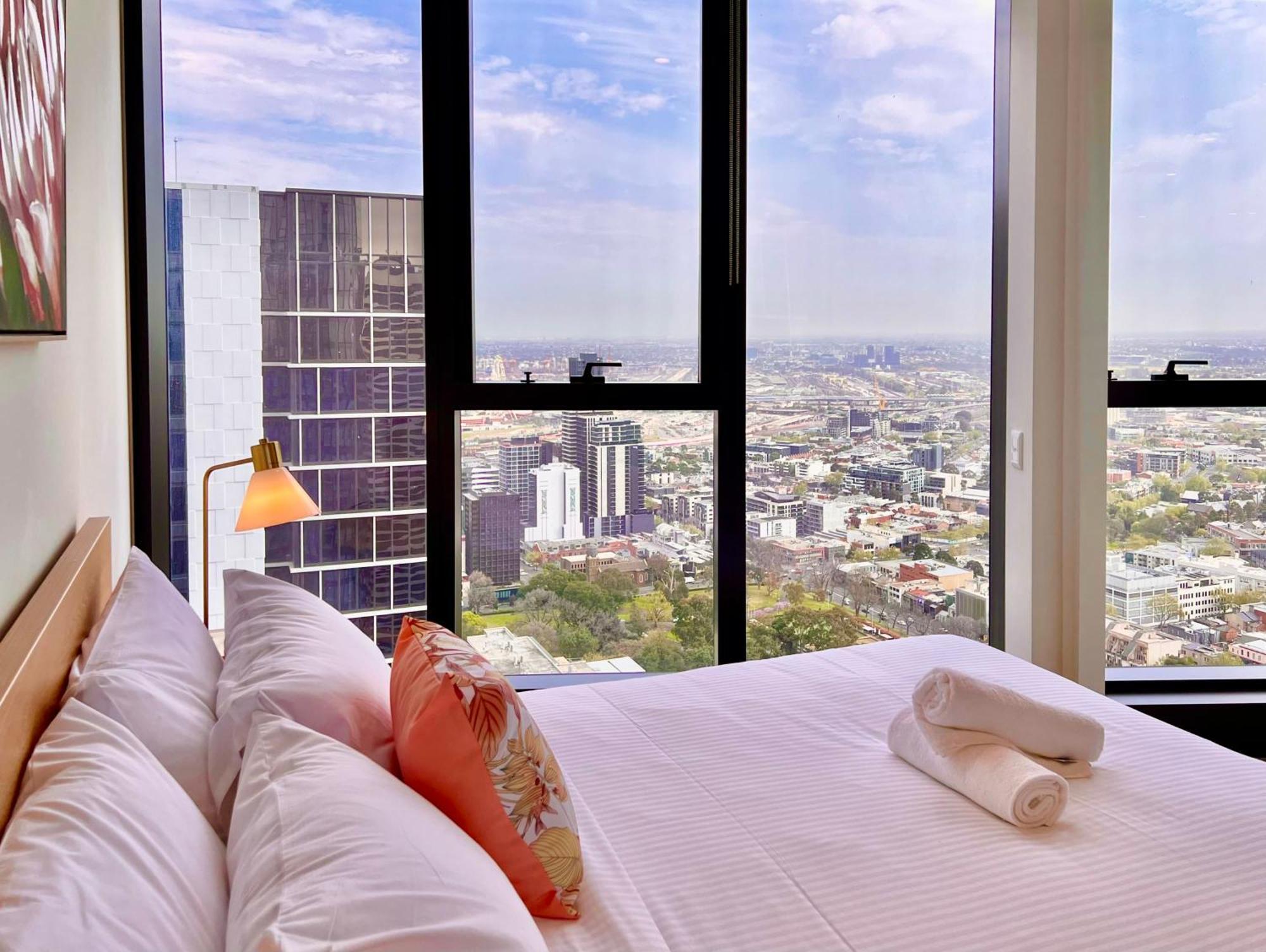 Apartment High Rise View 2bed2bath