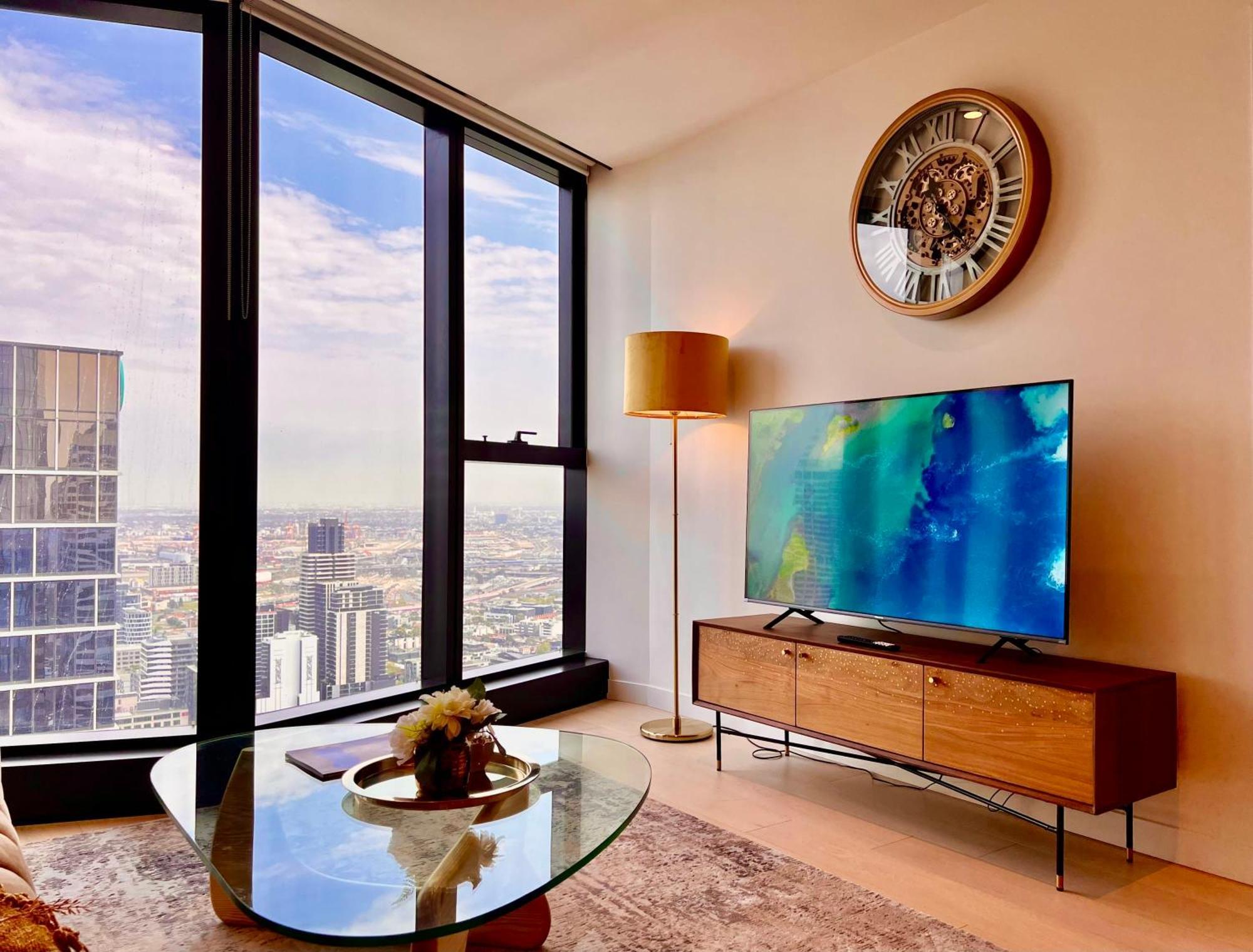 High Rise View 2bed2bath Melbourne
