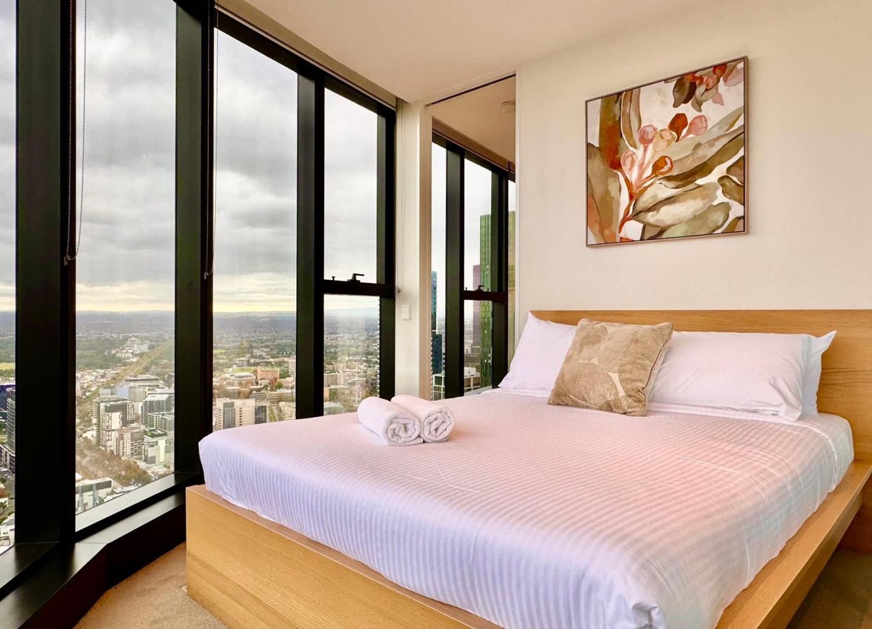 High Rise View 2bed2bath